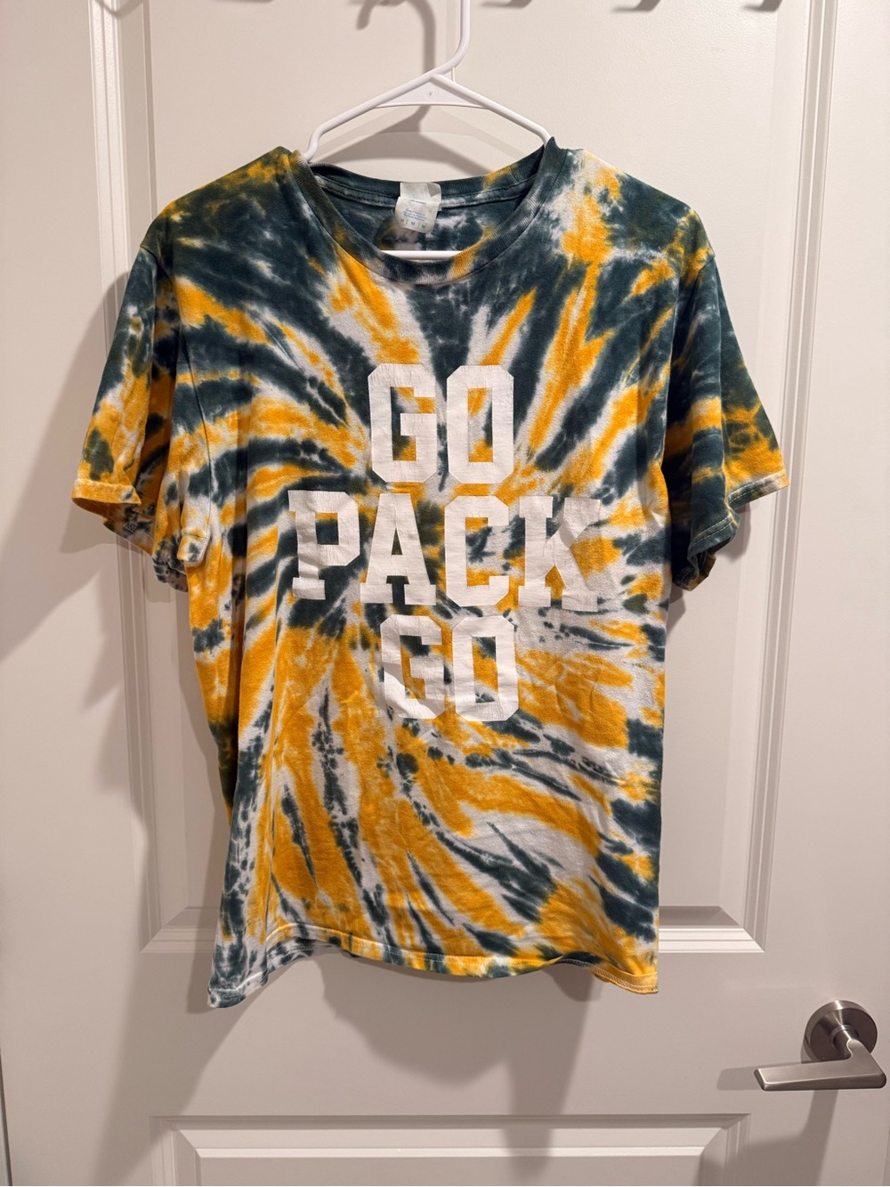 GO PACK GO Tie-Dye Tee in Yellow and Green